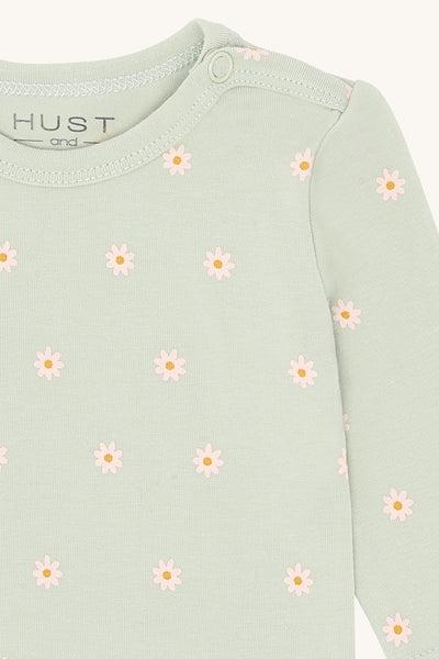 Langarmbody "Bam" mit Blümchen, Green Foam(zartes Hellgrün) - Hust&Claire