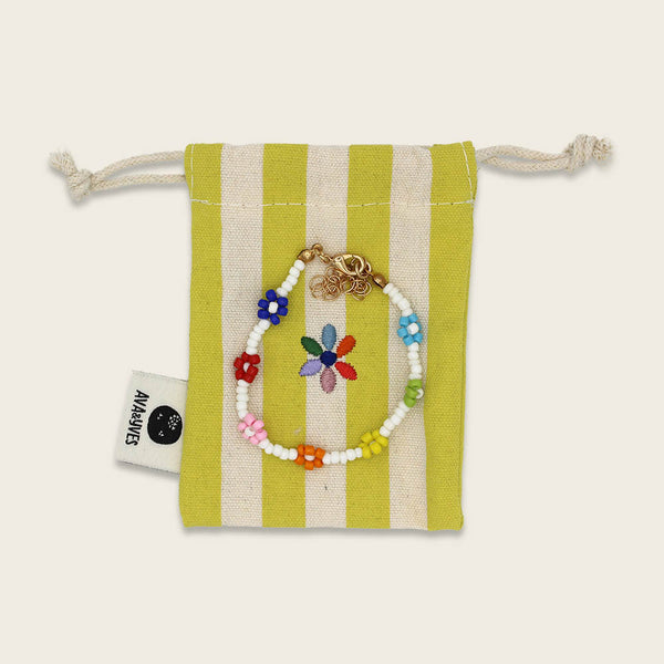 Perlen-Armband bunt mit Karabinerverschluss im bestickten Stoffsäckchen  - Ava&Yves