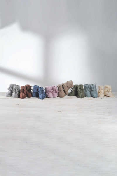 Baby-Schühchen/Babyschuhe aus Wollfleece, Rosenholz Melange (Rosa) - Engel