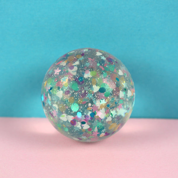Flummi (kleiner Ball) mit Konfetti, Sterne/Herzen/Glitzer pastell, 49 mm - Ava&Yves