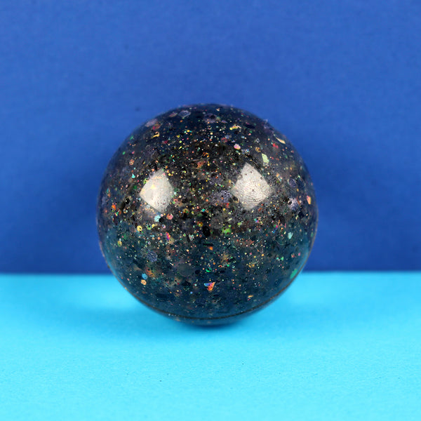 Flummi (kleiner Ball) mit Glitzer und Konfetti, Schwarz/Silber, 49 mm - Ava&Yves