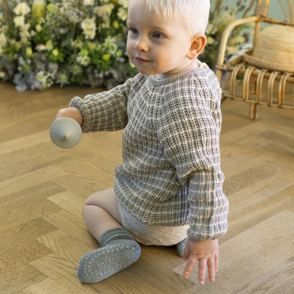 Rutschfeste Socken aus Baumwolle, Grau Melange - GoBabyGo