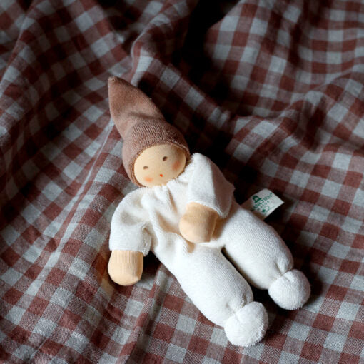 Püppchen mit Rassel "Nucki Beige" - Nanchen Natur