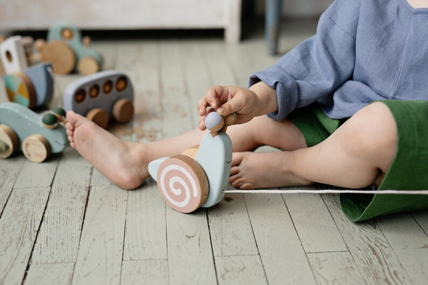 Schnecke (Holzspielzeug), Mint - Friendly Toys