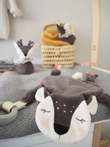 Activity Spielzeug Rehkitz - Kikadu